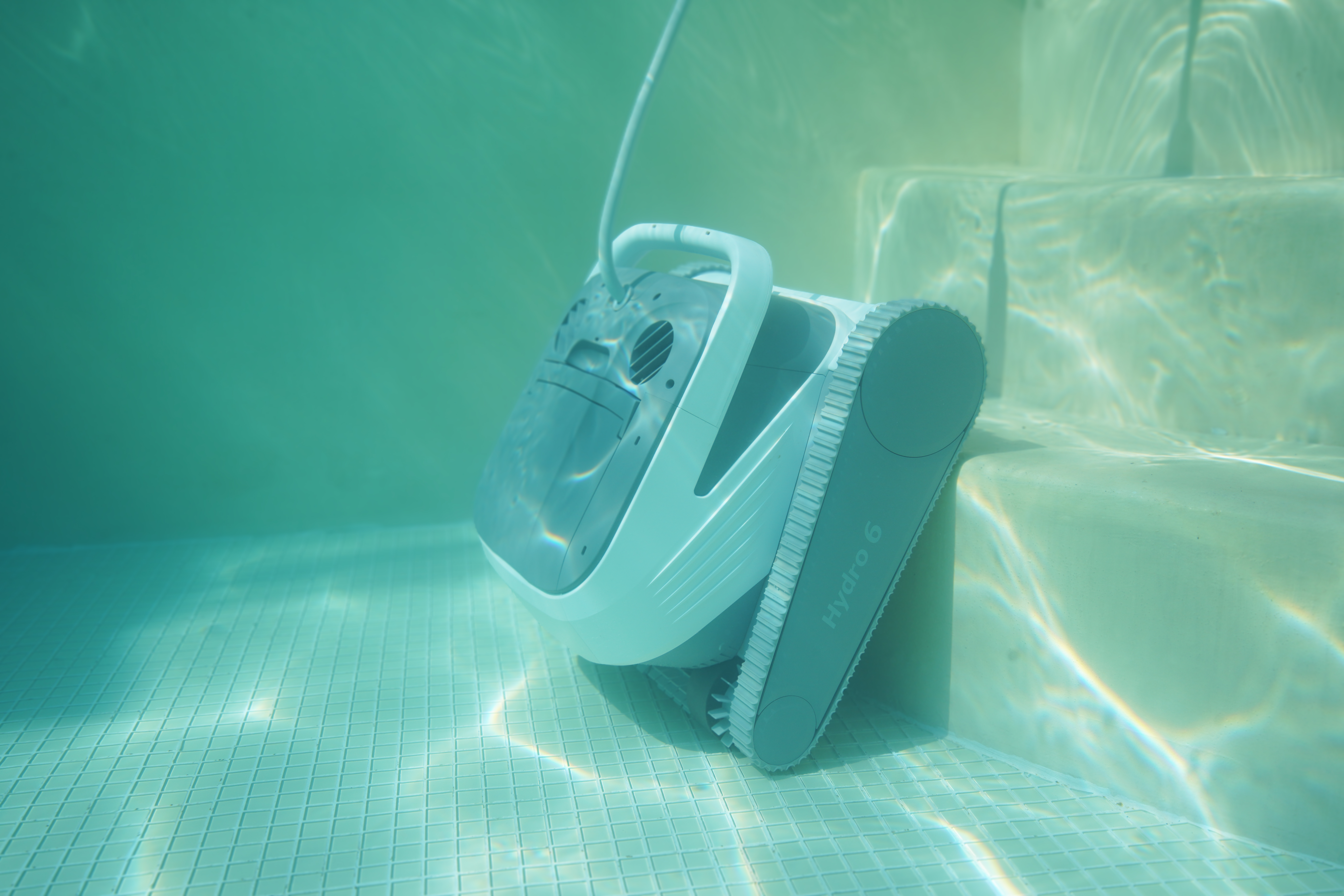 robot vệ sinh hồ bơi Hydro 6